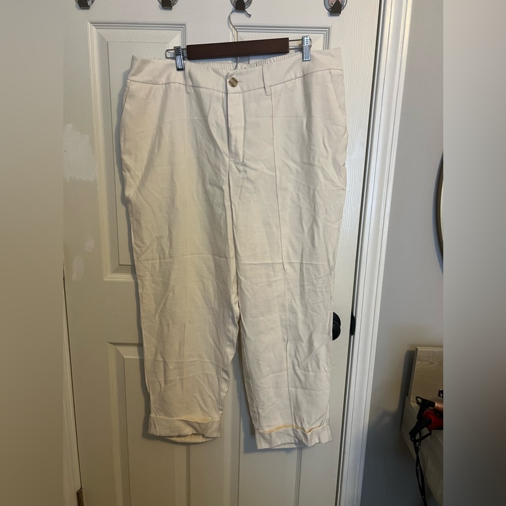 A New Day Pants NWOT